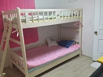 K-Girl Guesthouse - Caters To Women ソウル特別市 ホテル