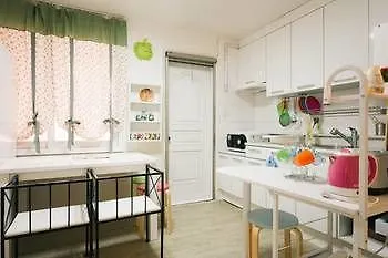 Hotel K-Girl Guesthouse - Caters To Women Seul
